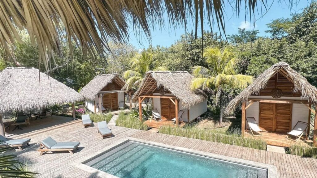 Turnkey Lodge Near Santana Monoloko Lodge - Featured Image